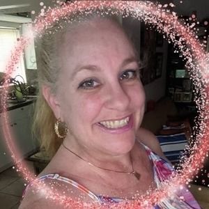 Meet your Posher, Stacey